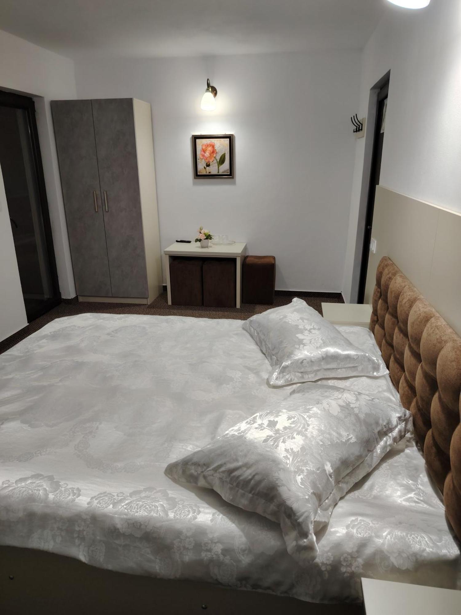 Ge-Lux Villa Incesti Ngoại thất bức ảnh